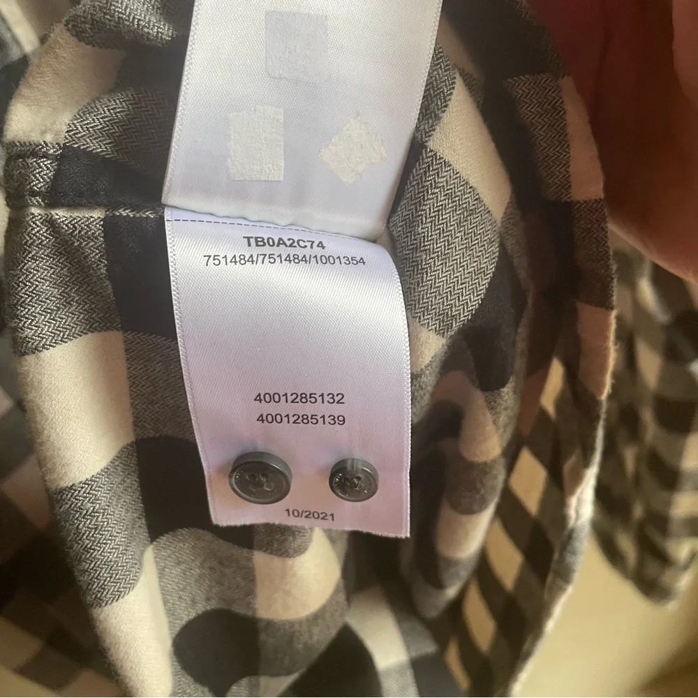 Timberland Flannel/ Chambray Buffalo Check Button-down Shirt. Cream/ Black XL